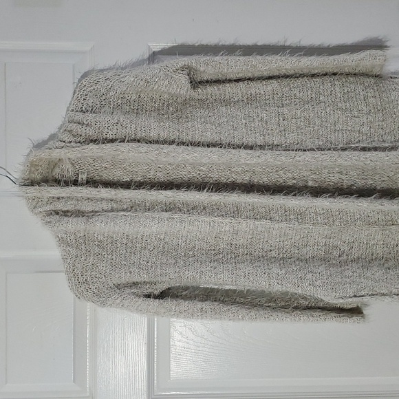 Abercrombie and Fitch Fringed Open-Front Longline Cardigan Size XS/Small - Picture 2 of 7